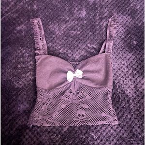 skull laced crop top